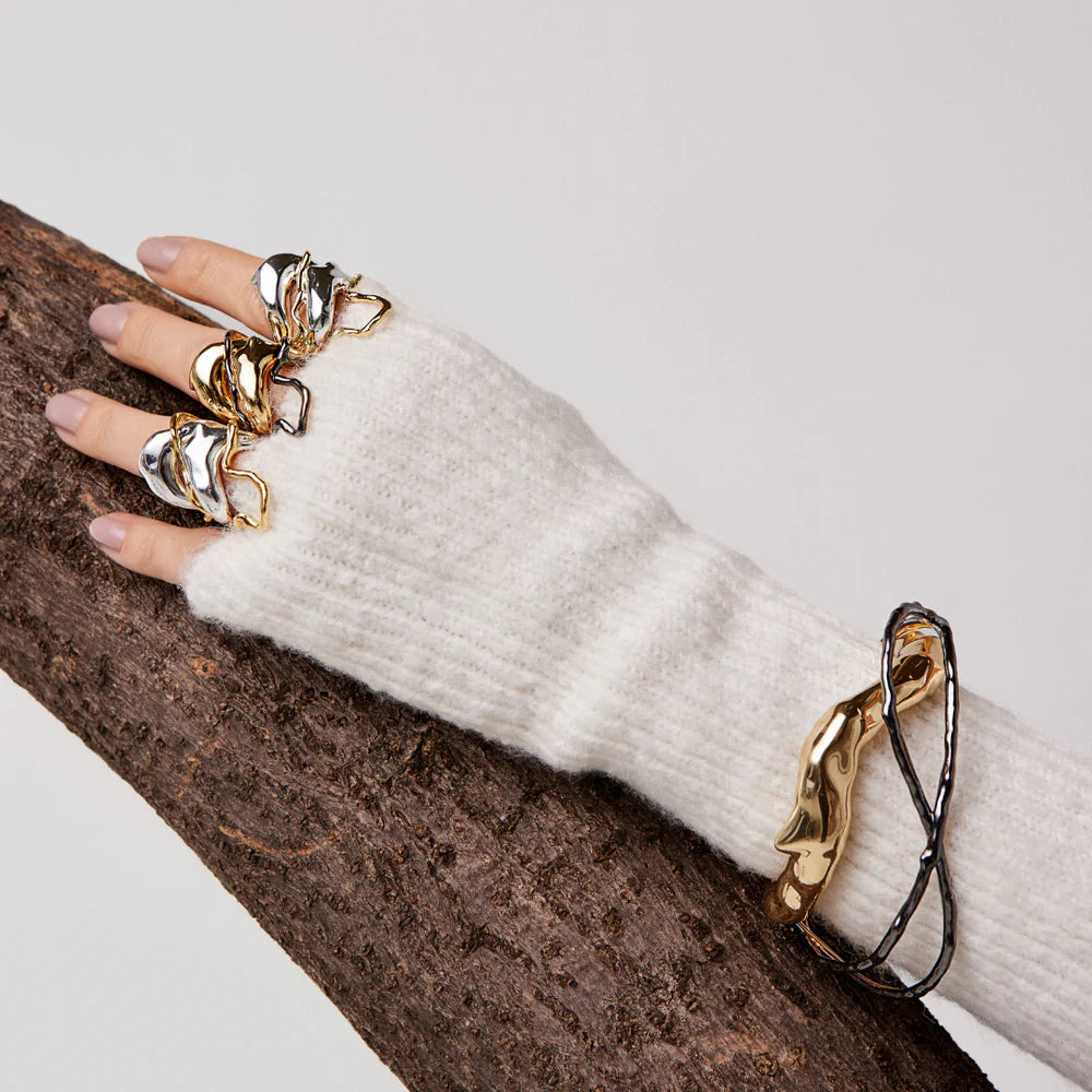 VANESSA RING