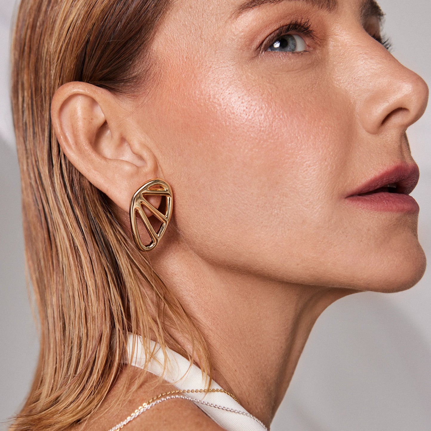 IRIS EARRINGS