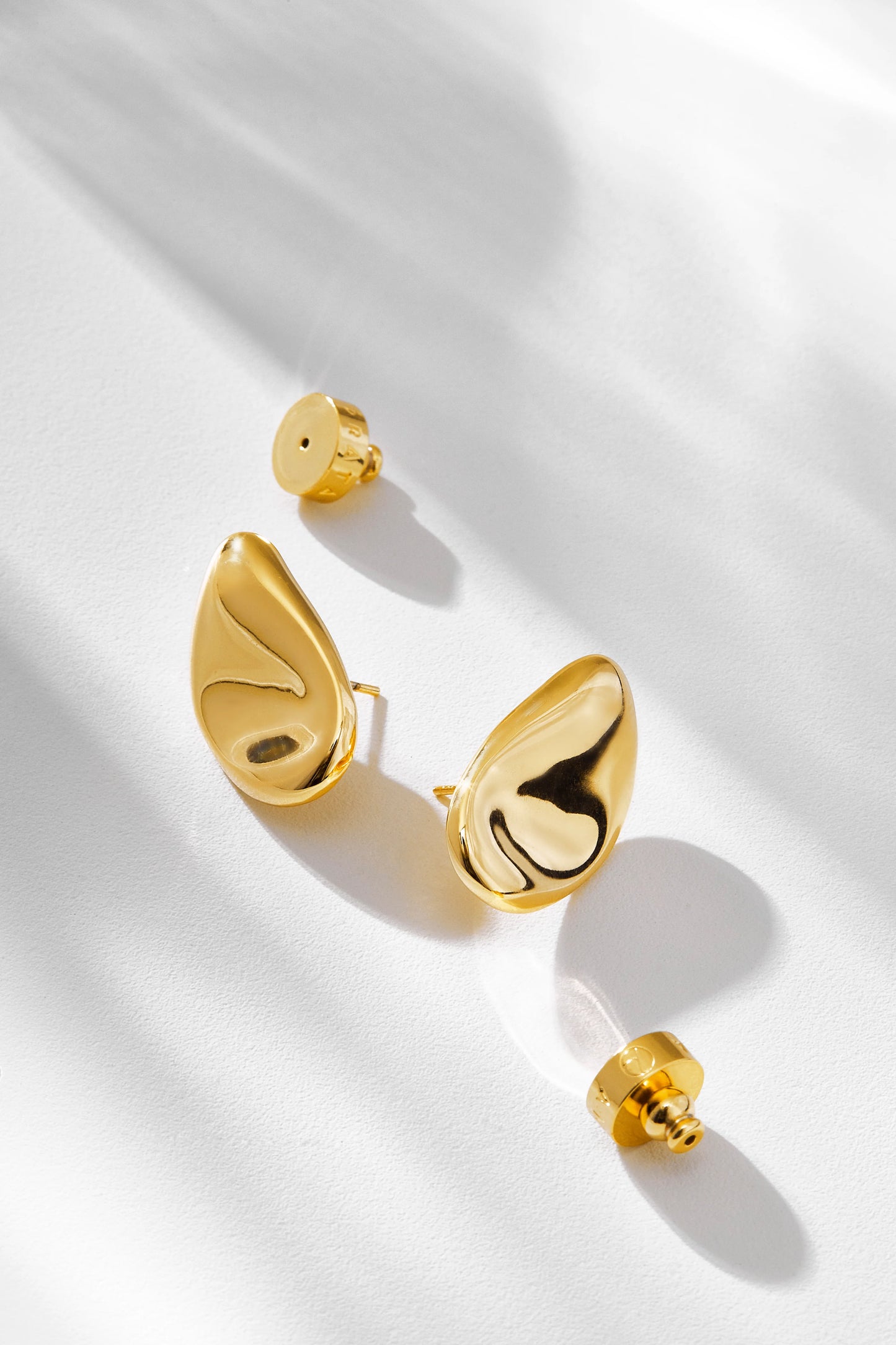ORLA EARRING