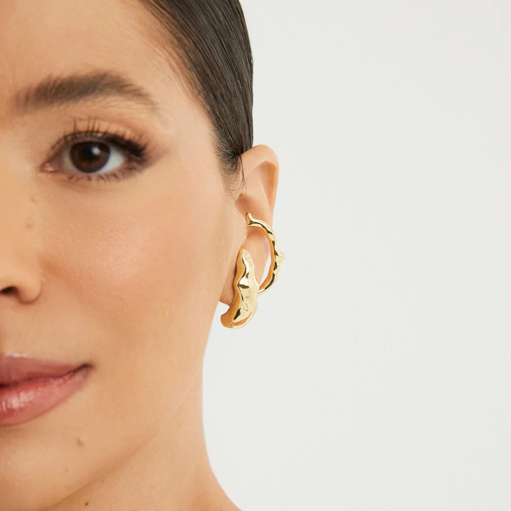 VANESSA EARHOOK