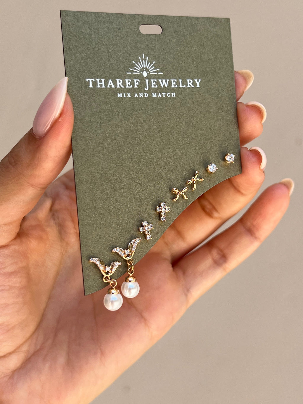 SETS BOW CROSS & PEARLS