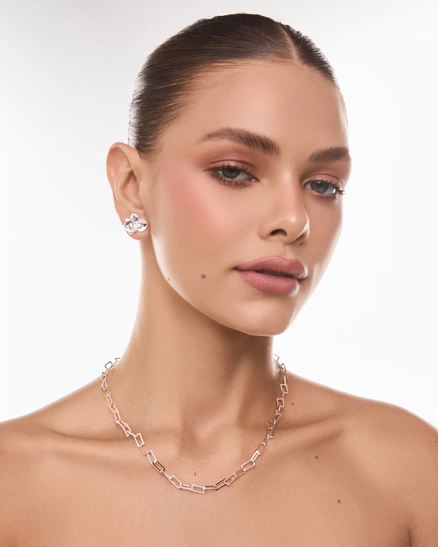 ROMANTICA CHAIN