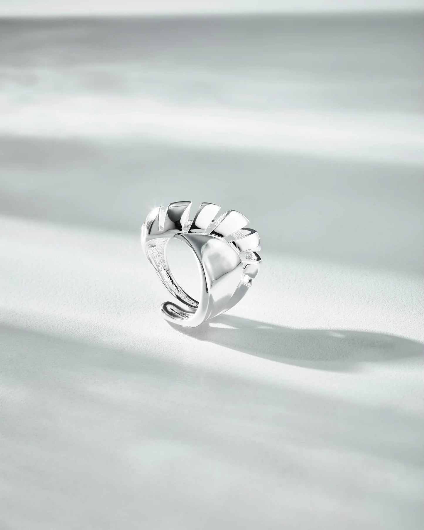 IVY RING