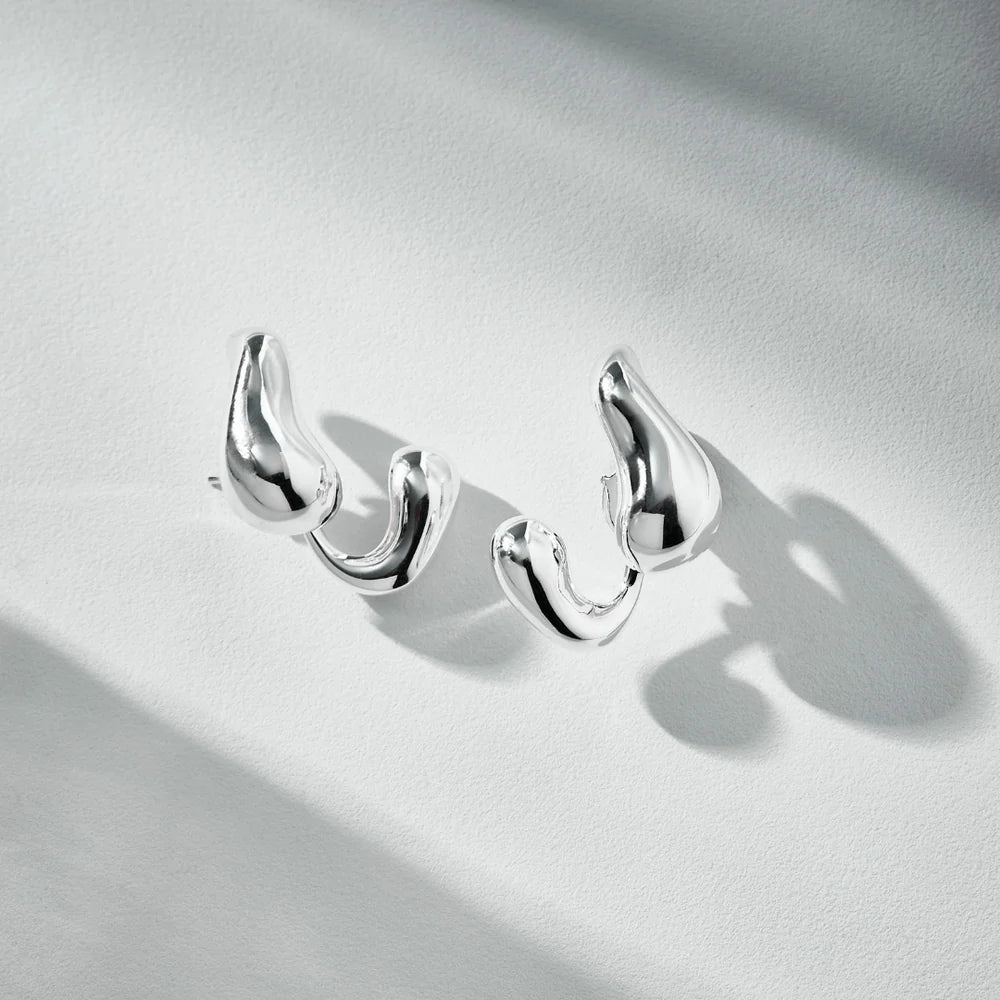 KIRA EARHOOK